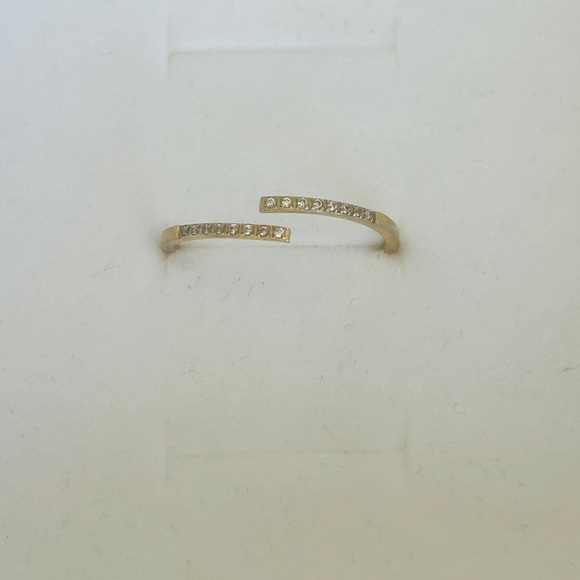 - Mejuri Gold vermeil Sapphire Ring - Picture 2 of 4